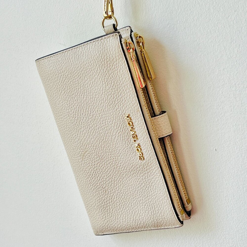Michael Kors Adele Double-Zip Pebbled Leather Wristlet Wallet Cream NWOT